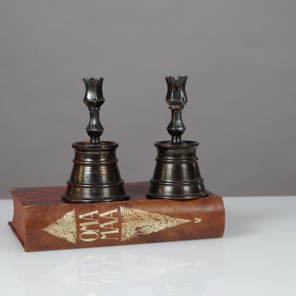 Ottoman kynttil&auml;njalkapari, 1800-luku &ndash; messinki