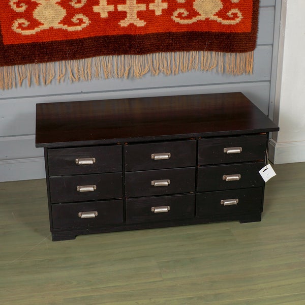 Matala lipasto / laatikosto &ndash; 1900-luvun puoliv&auml;li