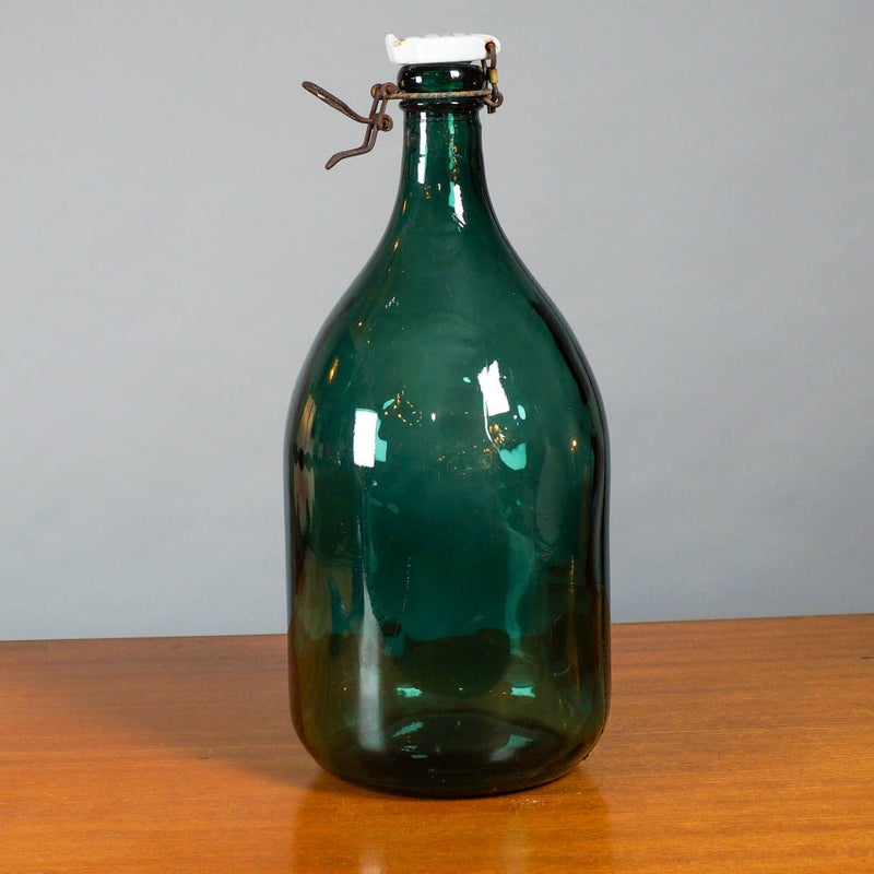 Vihre&auml; lasipullo, Pyynikki panimo