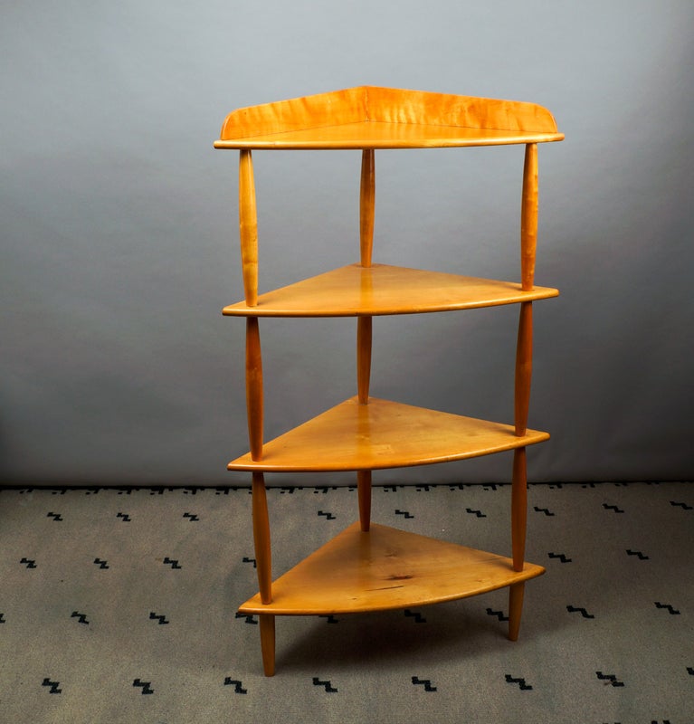 Vintage kulmahylly 1950/60-luvulta