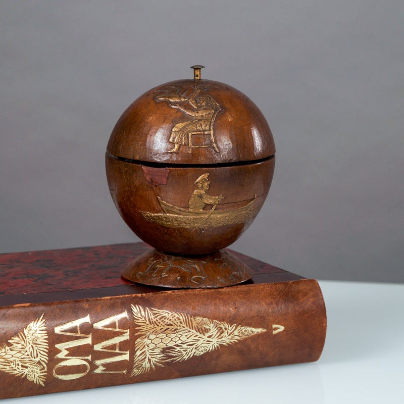 Merimiehen puhdety&ouml; &ndash; rasia kookosp&auml;hkin&auml;st&auml;, 1800&ndash;1900-lukujen vaihde