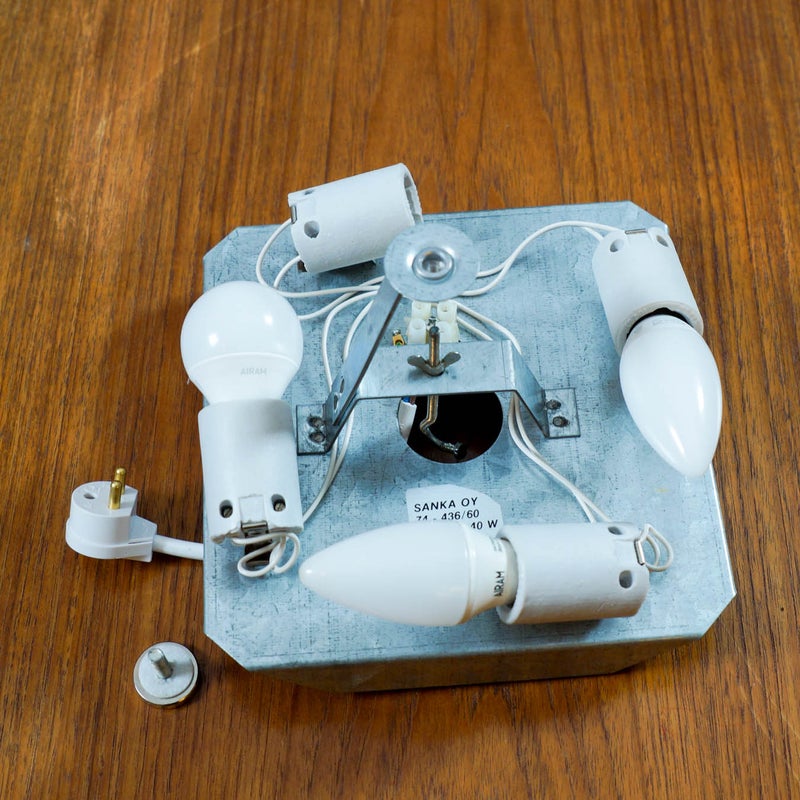 Sanka Oy kattoplafondi, valkoinen akryylikupu